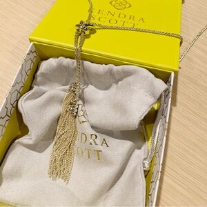 KENDRA SCOTT Love Knot & Chain Tassel 30" Lariat Necklace! Retail $88